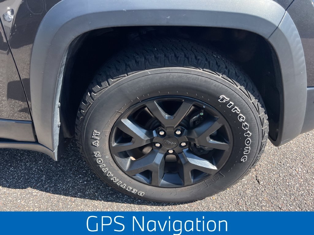 Used 2015 Jeep Cherokee Trailhawk with VIN 1C4PJMBS4FW746510 for sale in Newport News, VA
