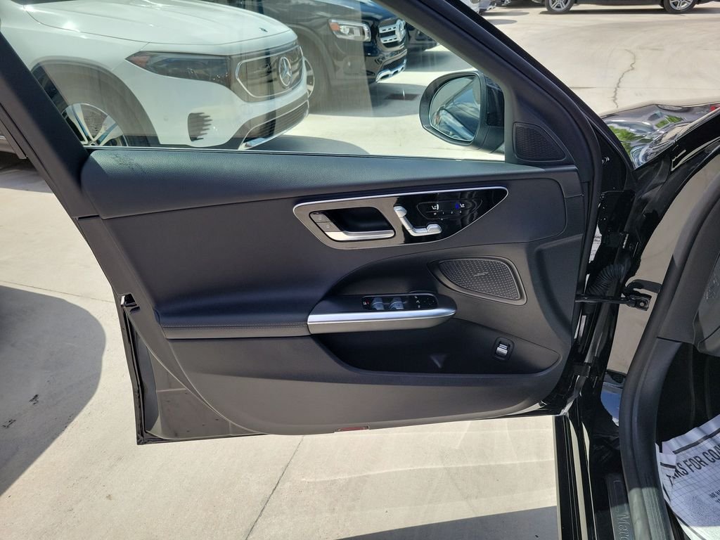 Certified Used 2022 Black Mercedes-Benz C 300 image 18