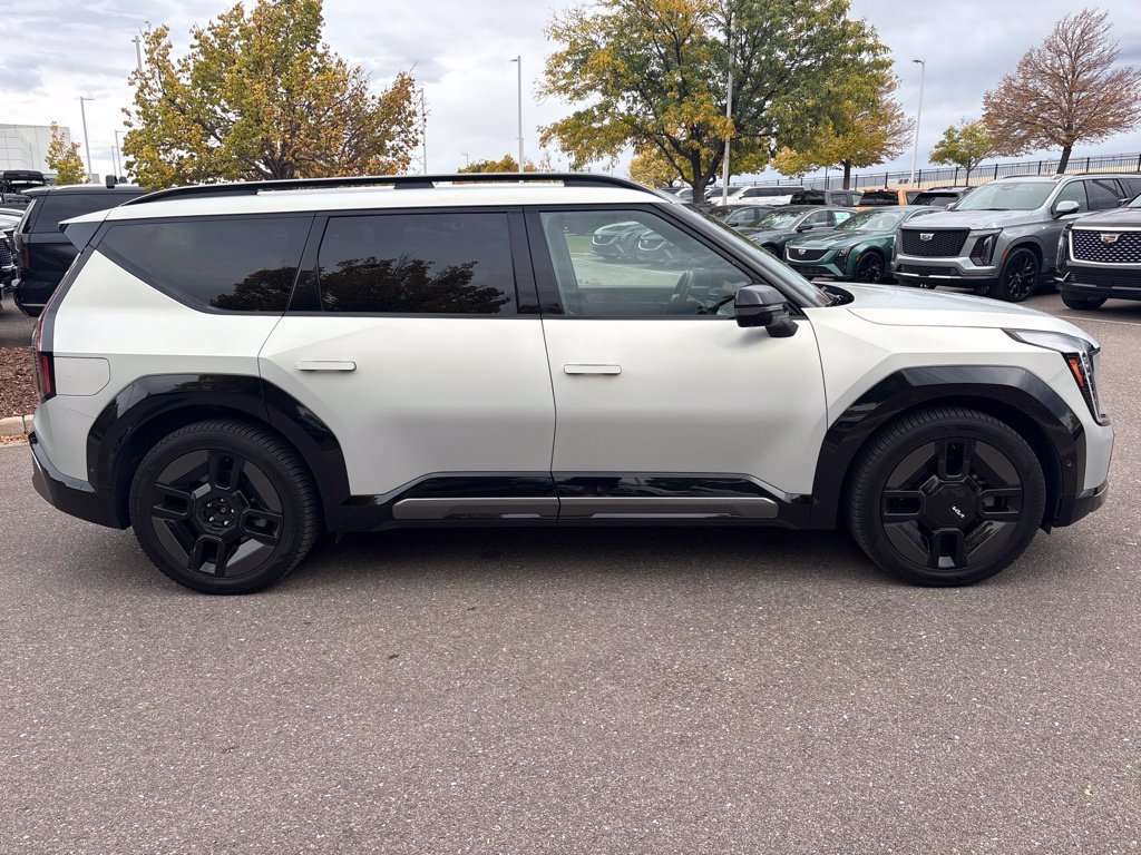 Used 2024 White Kia GT-Line image 6