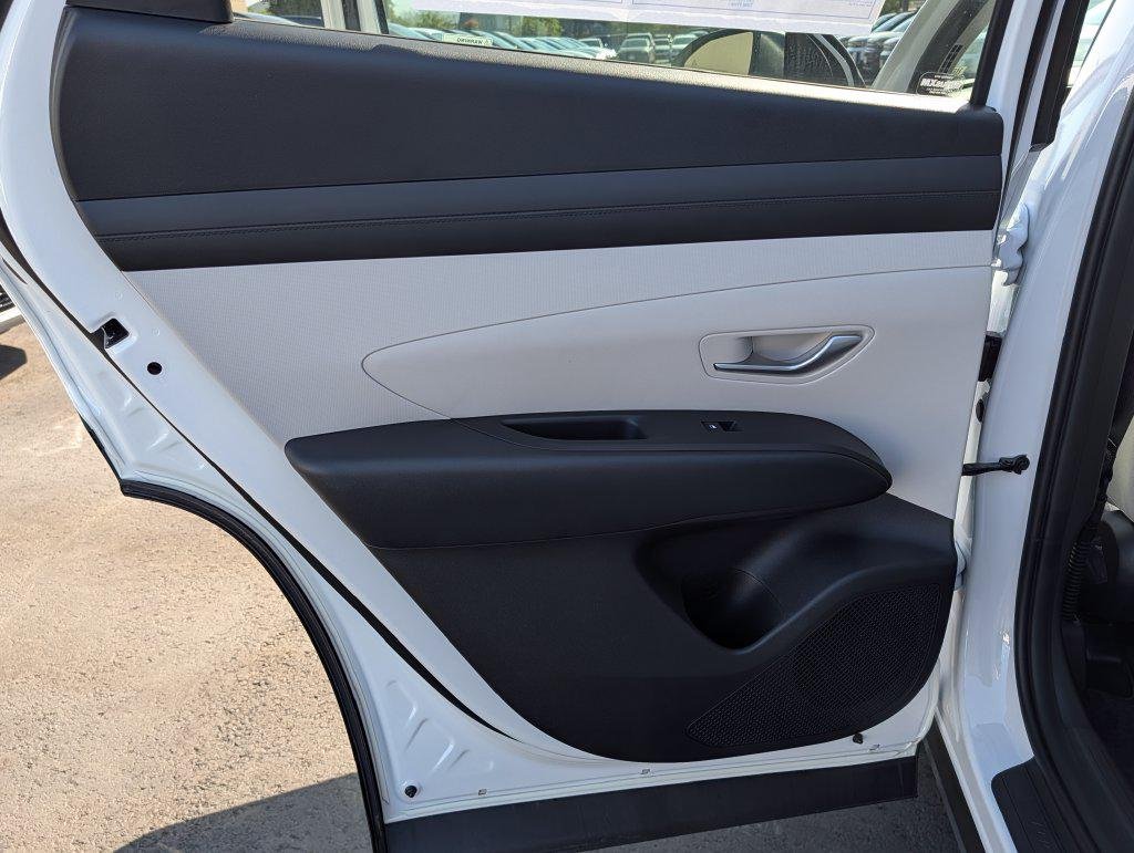 New 2026 White Hyundai SEL FWD image 16