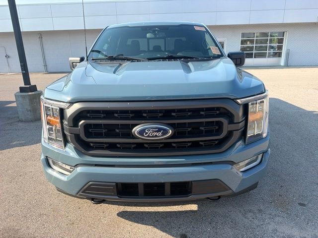 Used 2023 Blue Ford XLT image 2