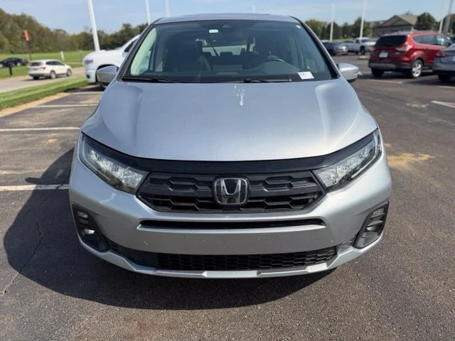 Used 2025 Gray Honda EX-L image 2