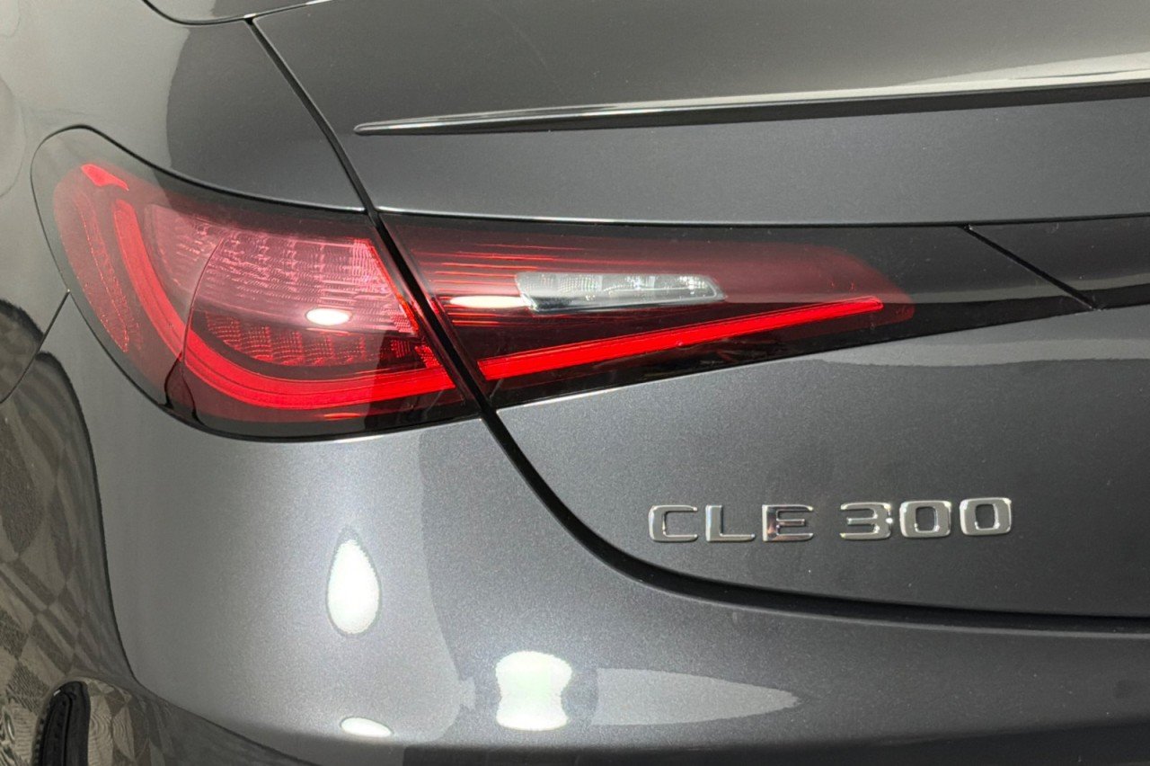 Used 2026 GRAPHITE GREY METALL Mercedes-Benz CLE 300 image 26