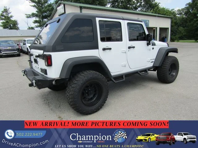 Used 2018 White Jeep Unlimited Sport image 5