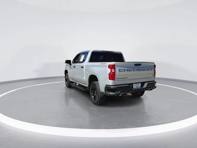 Used 2021 Silver Chevrolet LT Trail Boss image 8