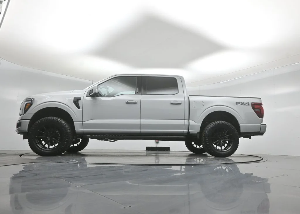 New 2026 Avalanche Ford Lariat image 7