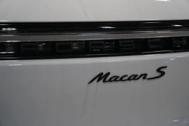 2026 Porsche Macan S - Photo 8