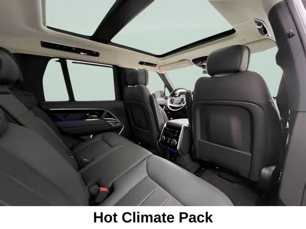 Used 2023 Fuji White Land Rover SE image 13