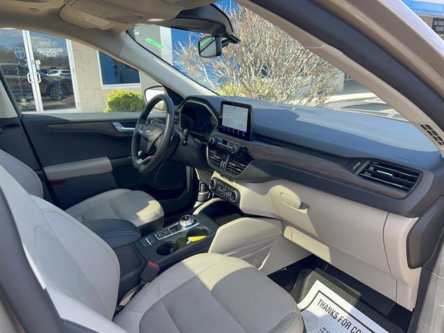 Used 2020 Desert Gold Metallic Ford Titanium image 15