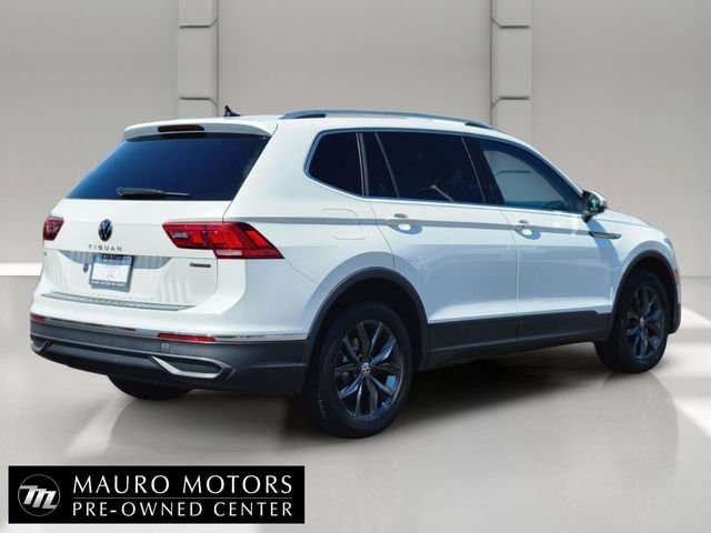 Used 2023 White Volkswagen 2.0T SE image 4