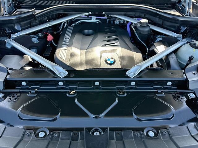 Certified Used 2024 Gray BMW xDrive40i image 34