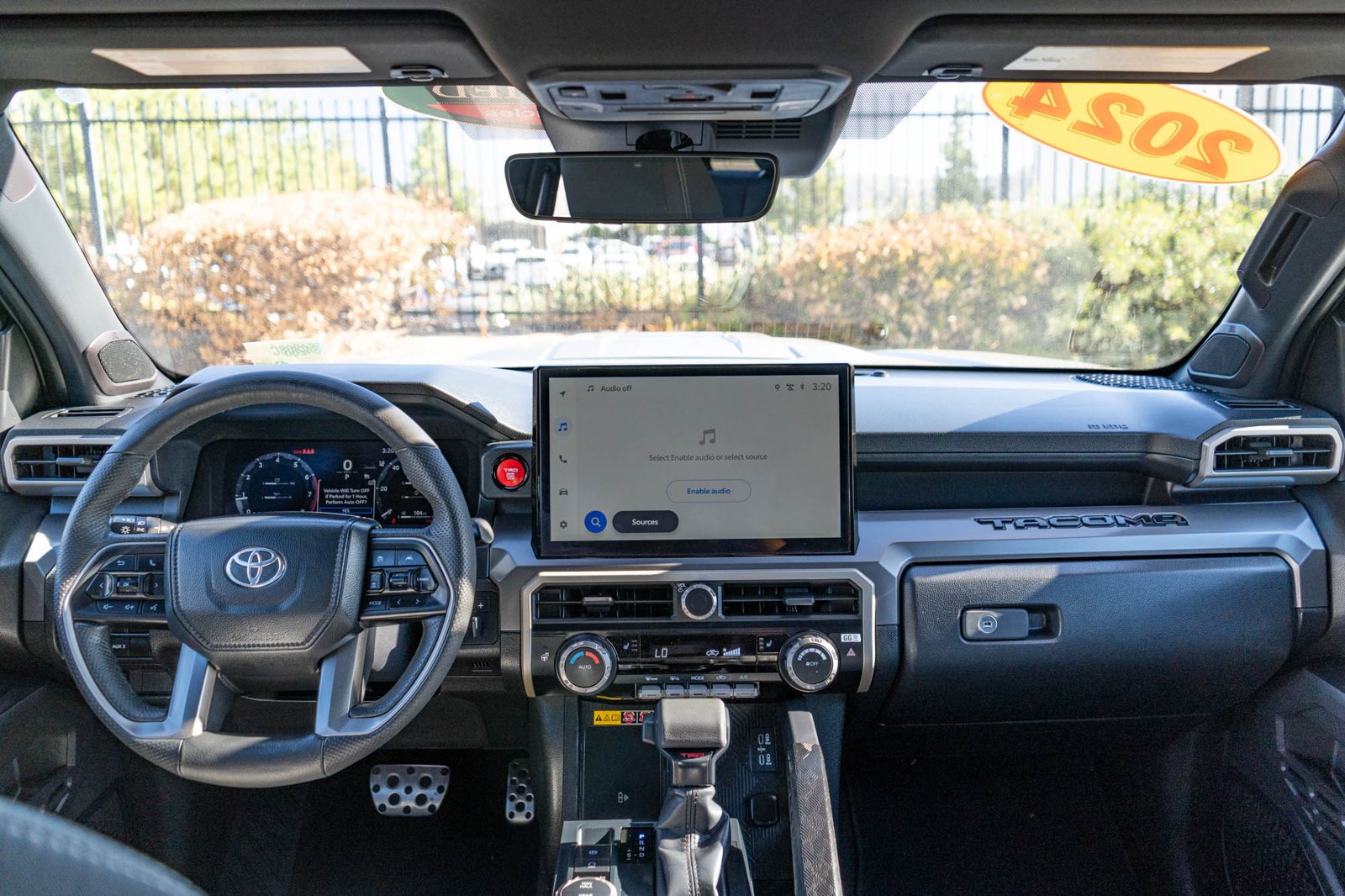 2024 Toyota Tacoma TRD Sport - Photo 18