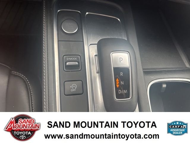 Used 2025 Black INFINITI PURE image 21