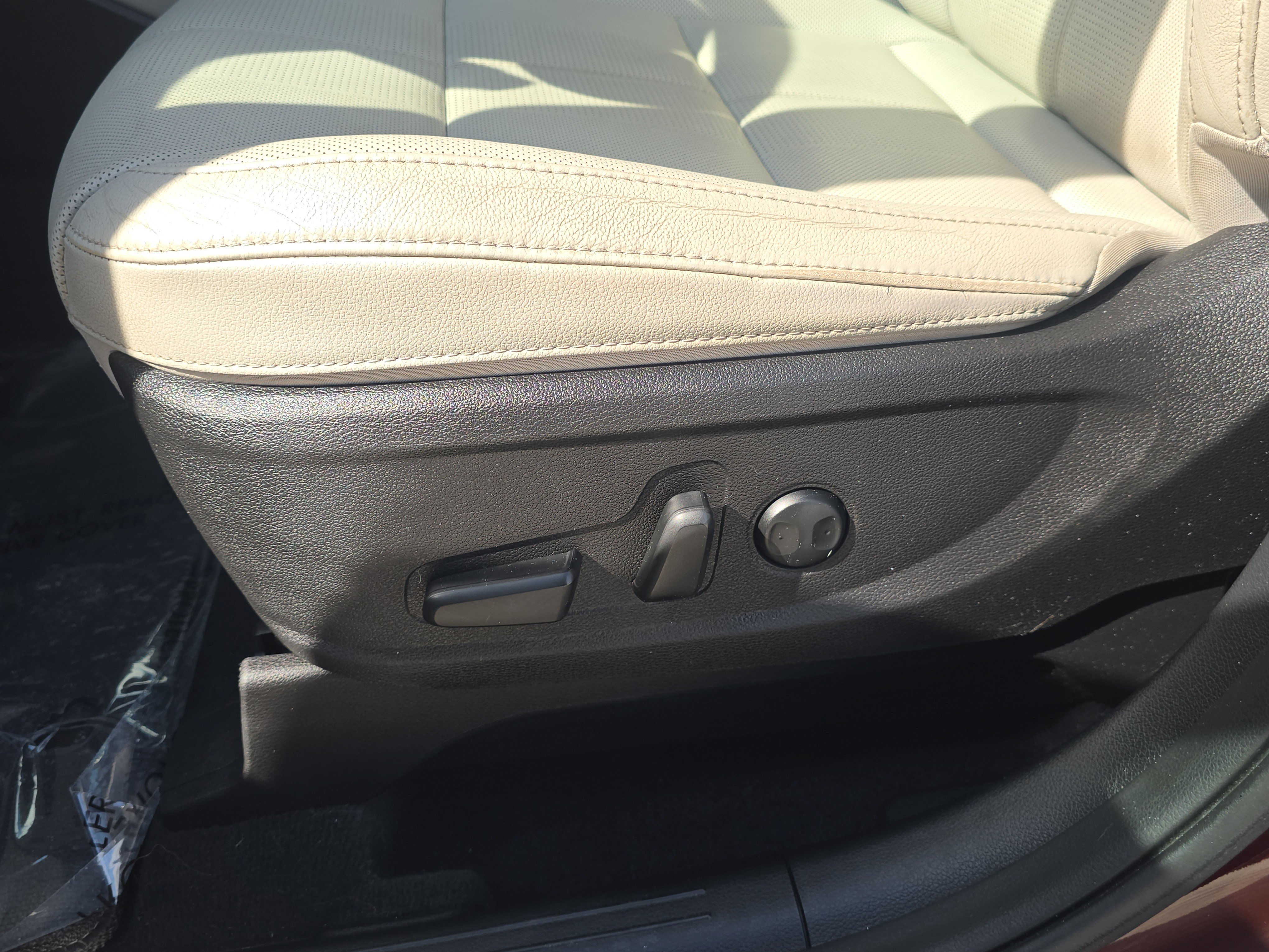 Used 2020 Sangria Kia EX image 22