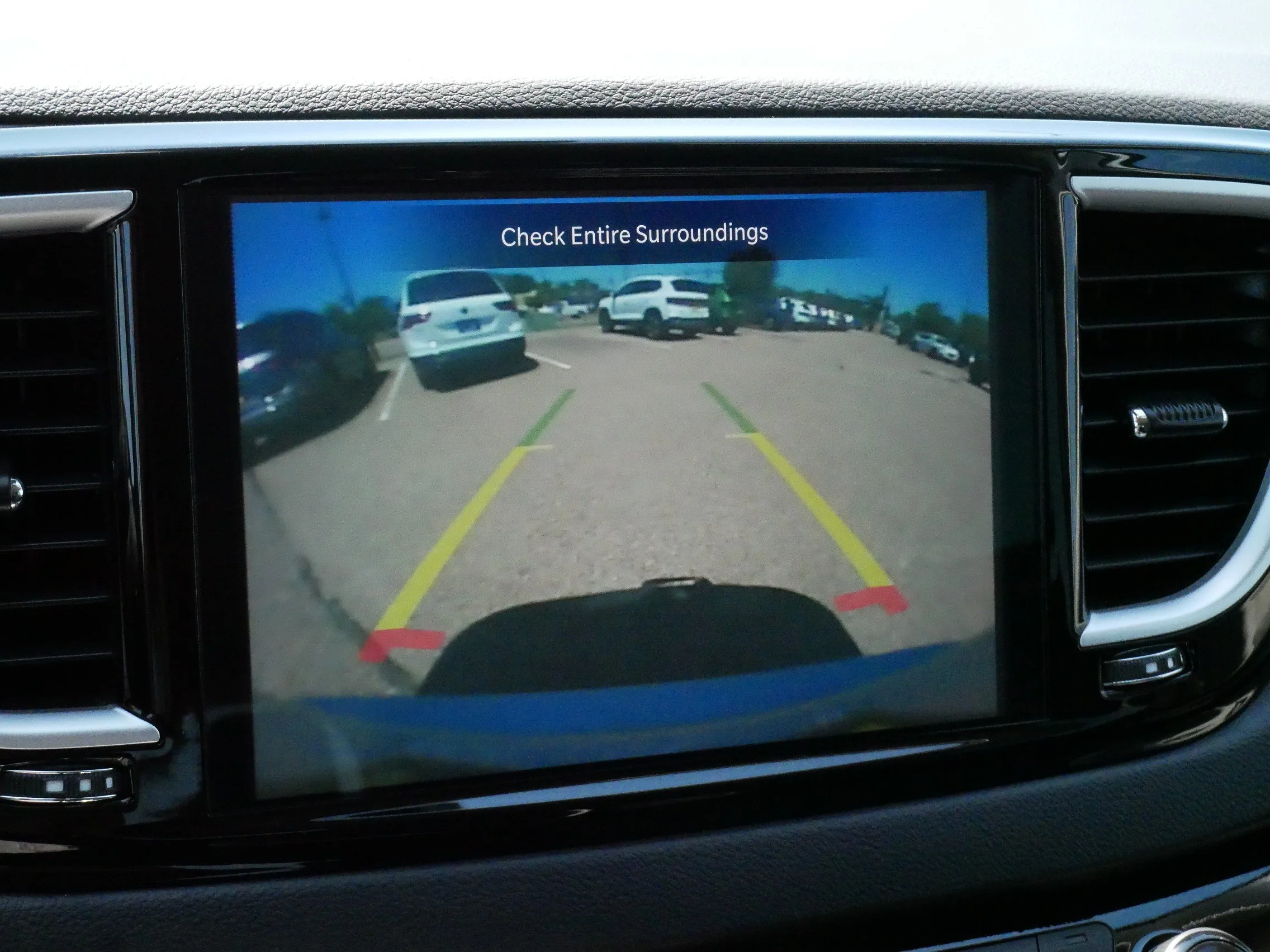 Used 2024 Silver Mist Clearcoat Chrysler Touring L image 28
