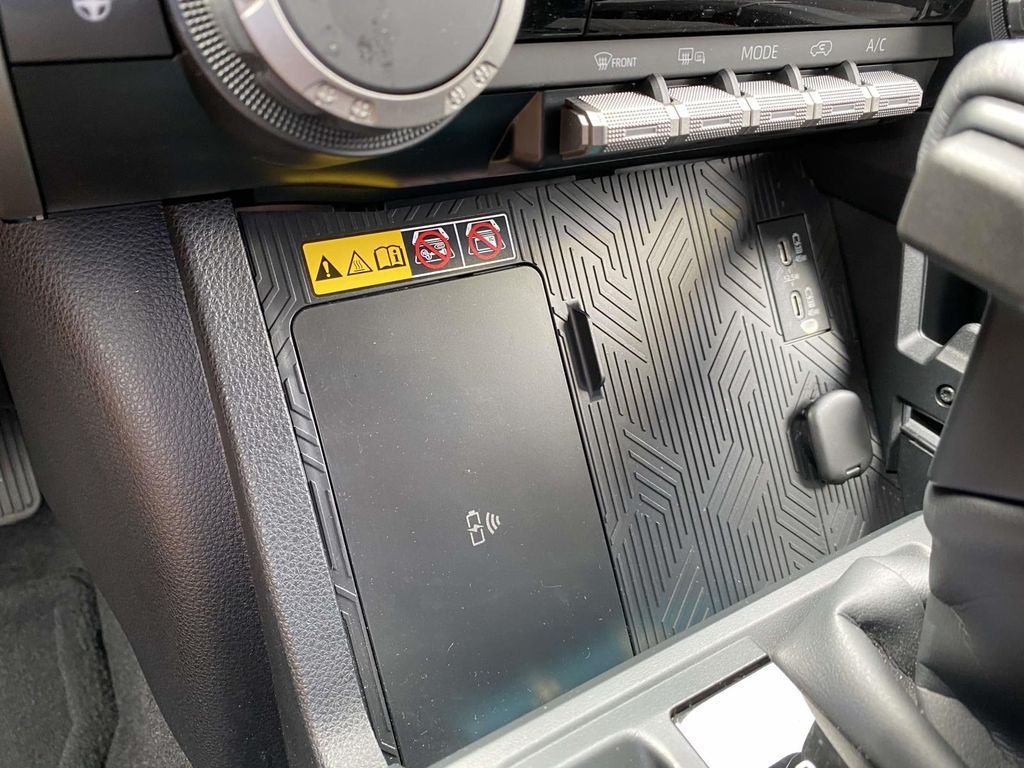 Used 2025  Toyota TRD Off-Road image 27