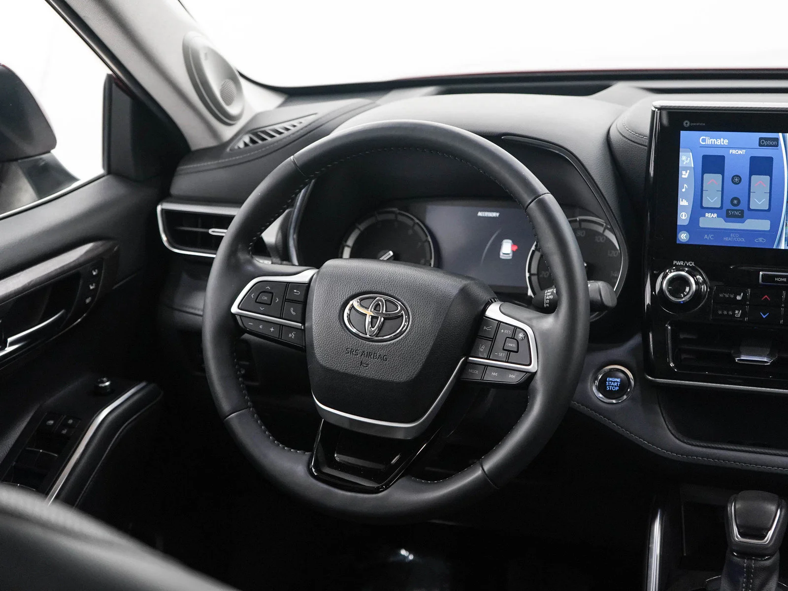 Used 2022 Red Toyota Platinum image 14