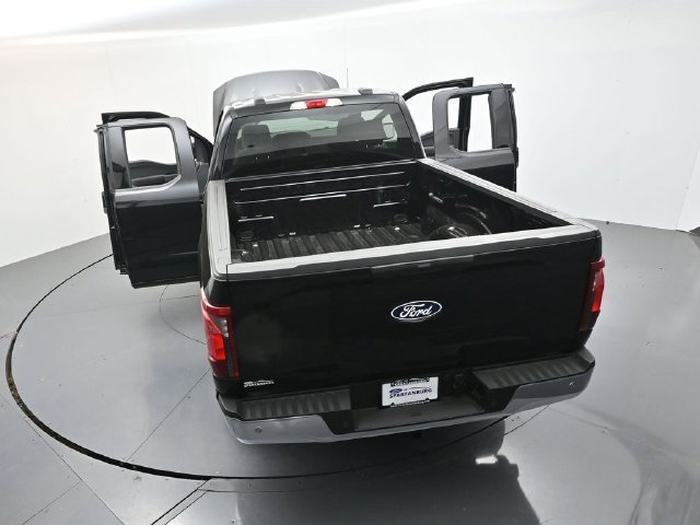 New 2026 Agate Black Metallic Ford XLT image 49