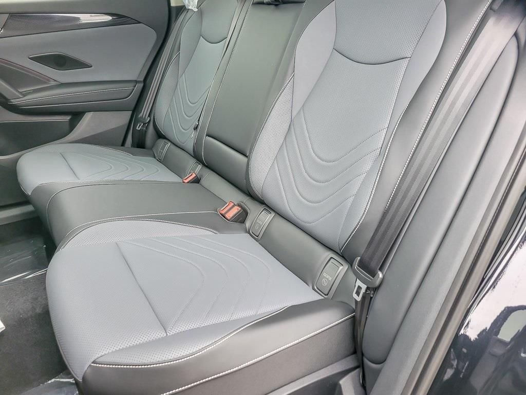 New 2026 Pure White Volkswagen 2.0T SE image 11