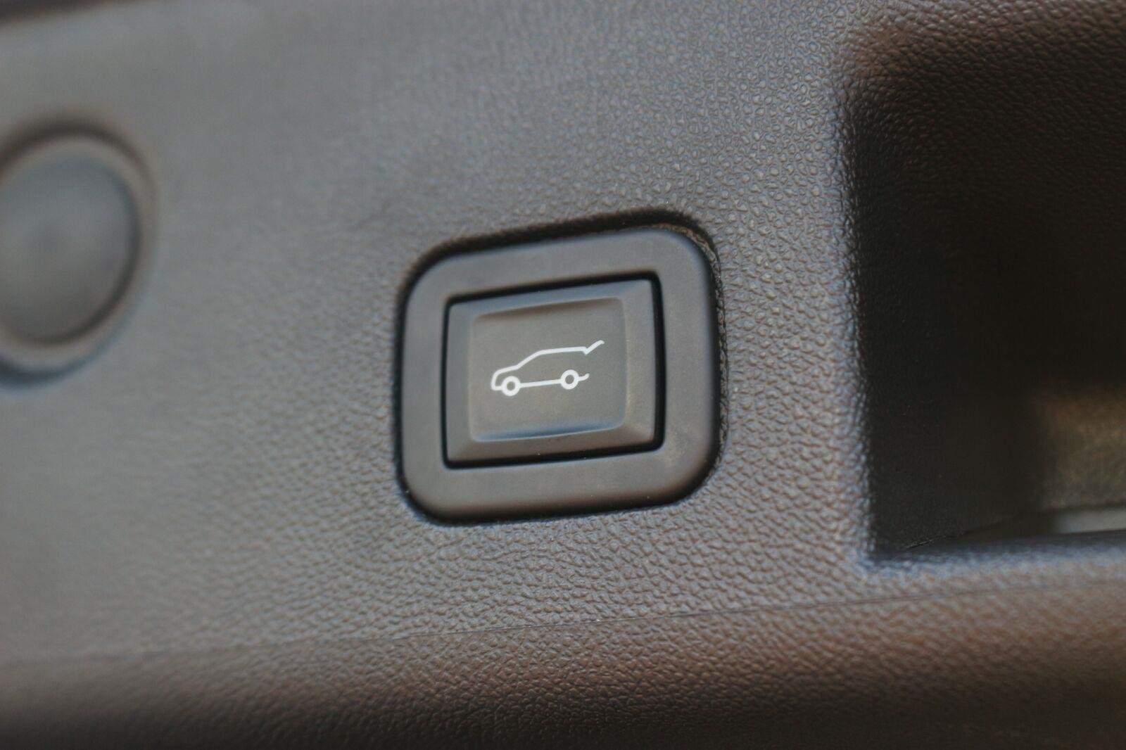 Used 2024 Sterling Gray Metallic Chevrolet LT image 12