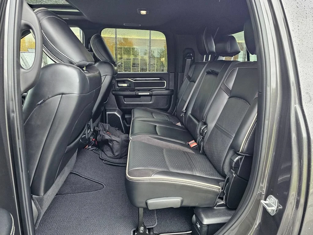 Used 2019  Ram Laramie image 16