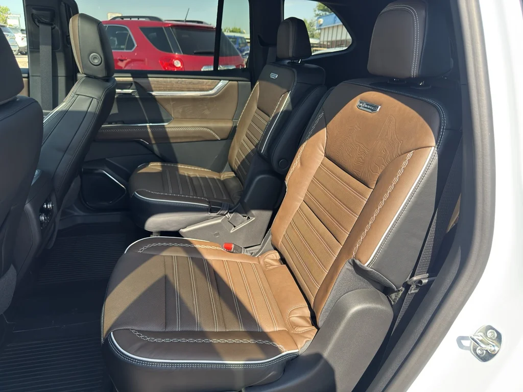 New 2026 Glacier White Tricoat GMC Denali Ultimate image 14