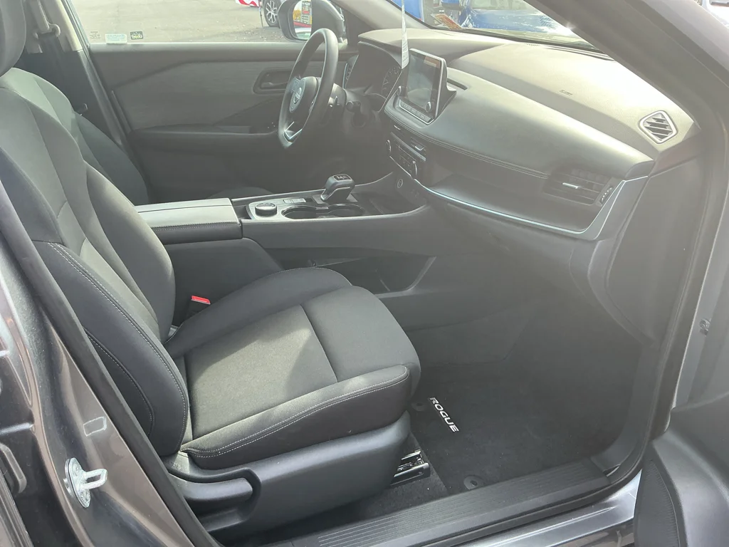 Used 2023 Gun Metallic Nissan S image 15