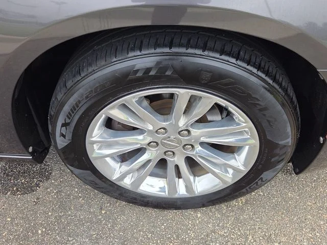 Used 2019 Gray Chrysler Touring image 17