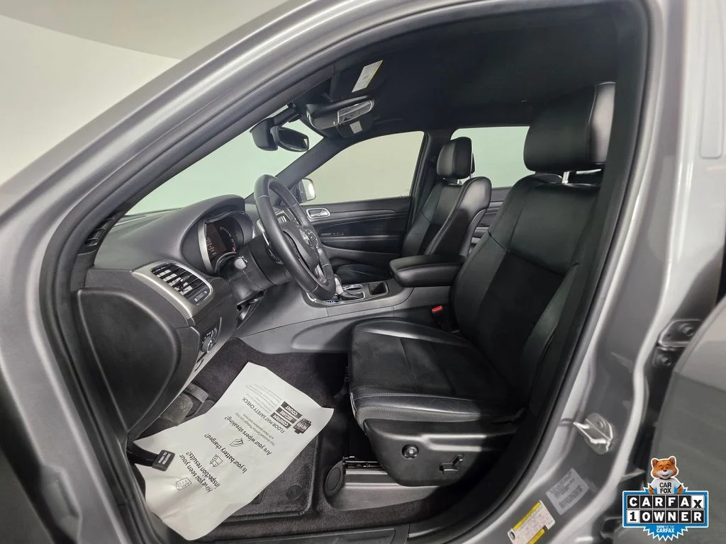 Used 2017 Silver Jeep Altitude image 2