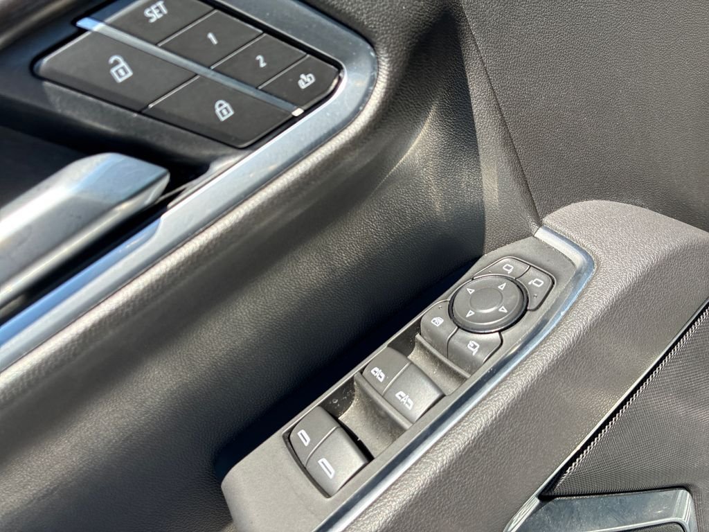Used 2026 Silver GMC SLT image 12