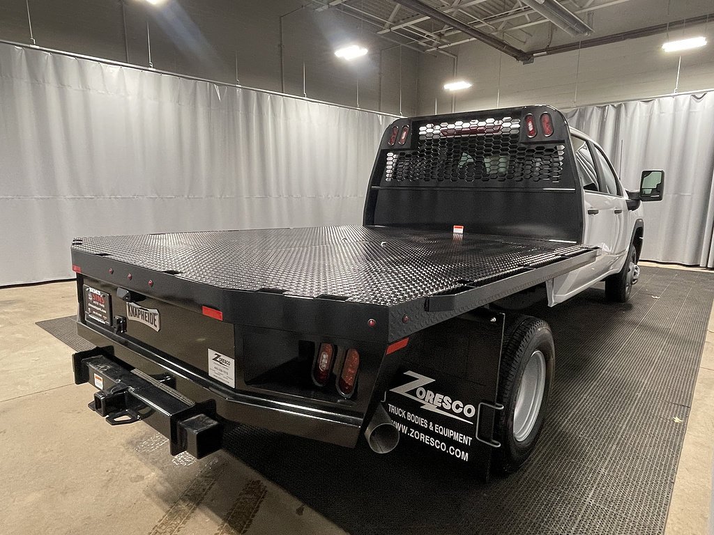 2026 GMC Sierra 3500 Chassis Cab Pro - Photo 9