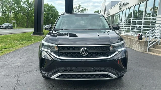 Used 2022 Volkswagen Taos SE with VIN 3VVTX7B24NM070851 for sale in Rensselaer, NY
