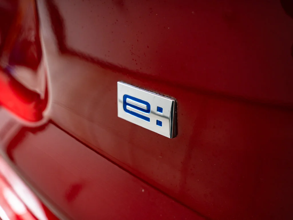 Used 2024 Scarlet Red Metallic Honda Touring image 21