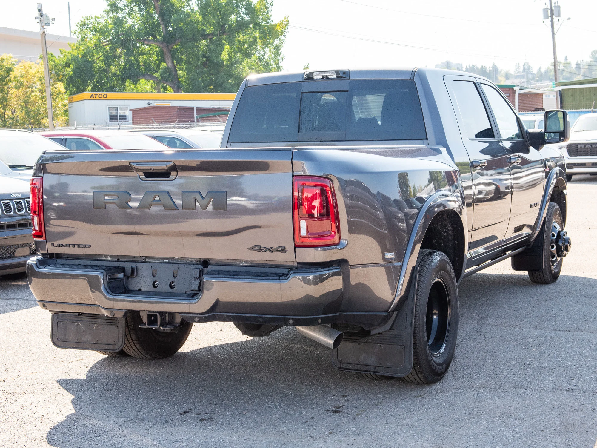 Used 2025 Grey RAM Limited image 7