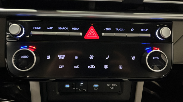 Used 2025 Deep Sea Hyundai SEL Convenience image 15