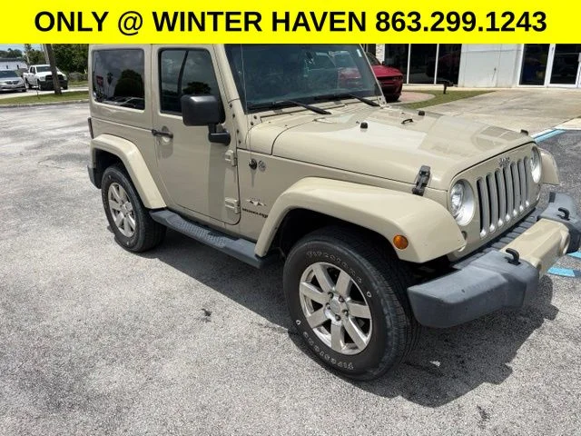 Used 2018 Beige Jeep Sahara image 3