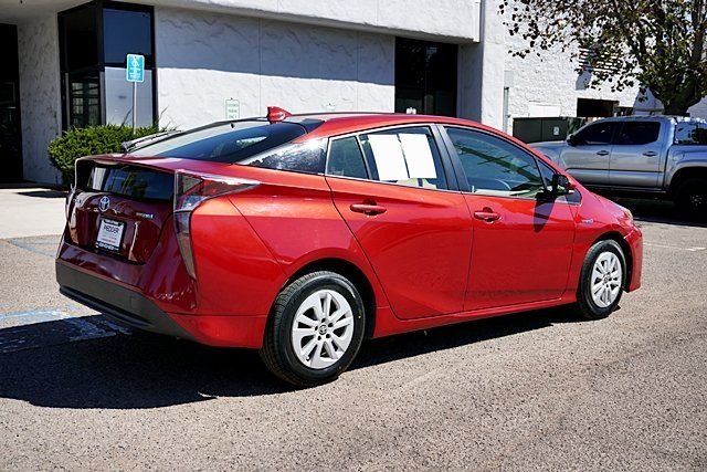 Used 2016 Red Toyota Two image 7