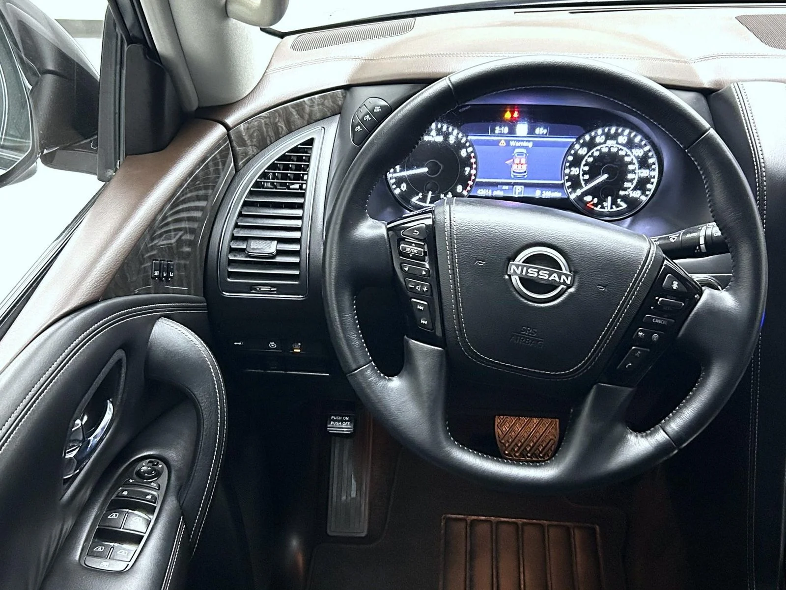 Used 2021 Silver Nissan Platinum image 12