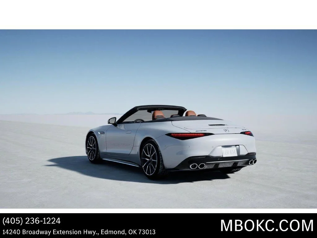 New 2027 MANUFAKTUR Moonlight White Metallic Mercedes-Benz AMG® SL 43 Roadster image 73