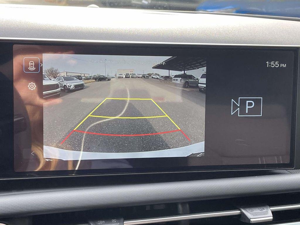 New 2026 White Hyundai SEL FWD image 26