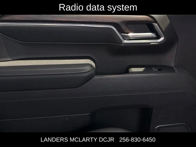 Used 2025 Black GMC SLT image 16