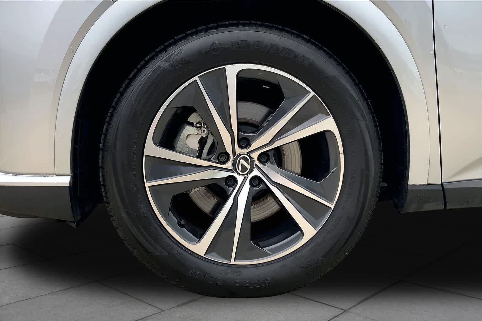 Used 2024 Iridium Lexus  image 11