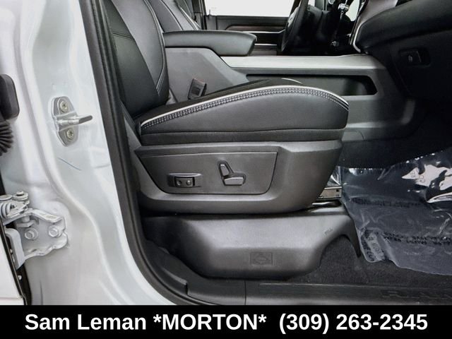 New 2026 Bright White Clear-Coat Exterior Paint Ram Laramie image 41