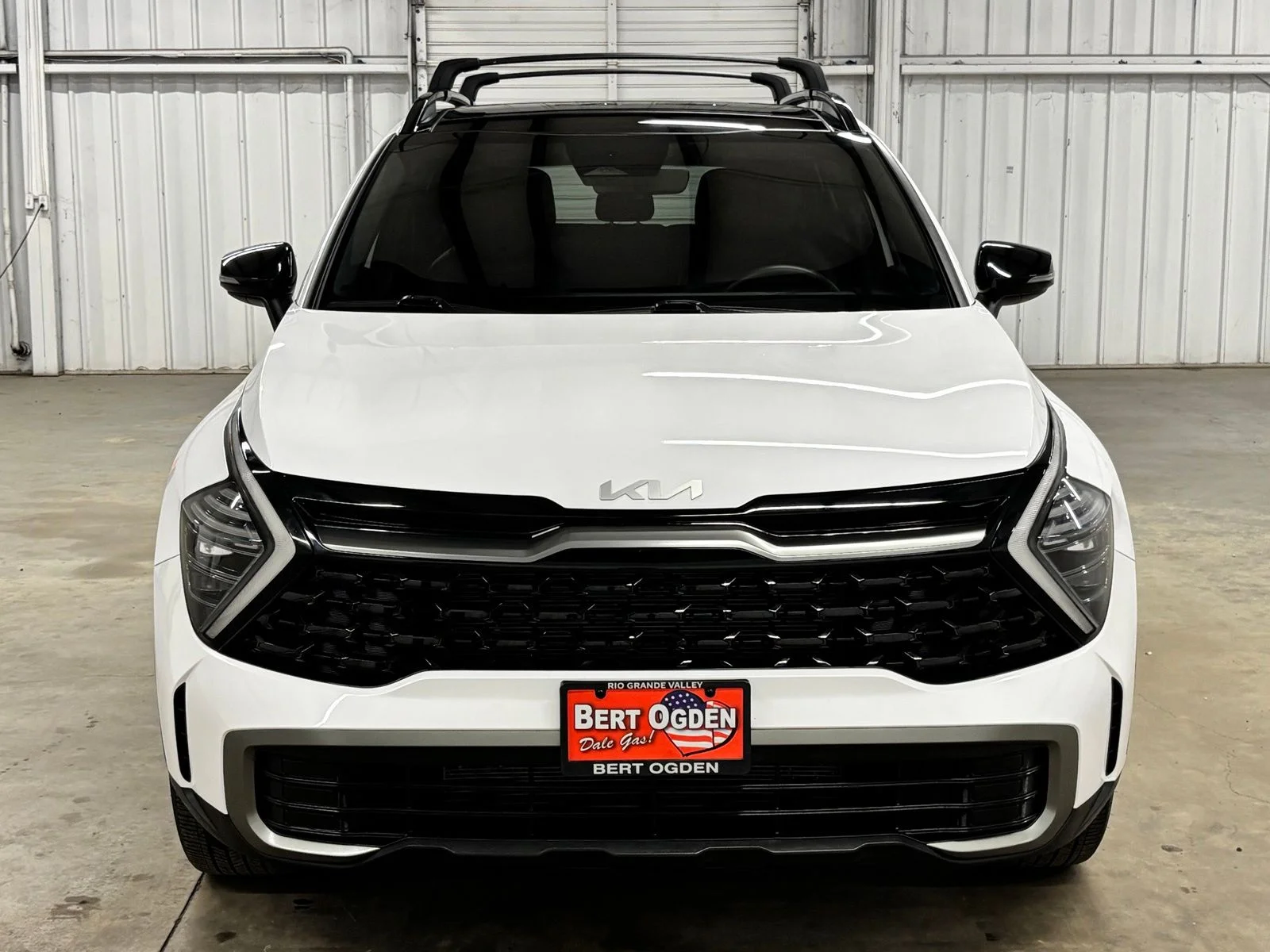 Used 2024 White Kia X-Line image 2