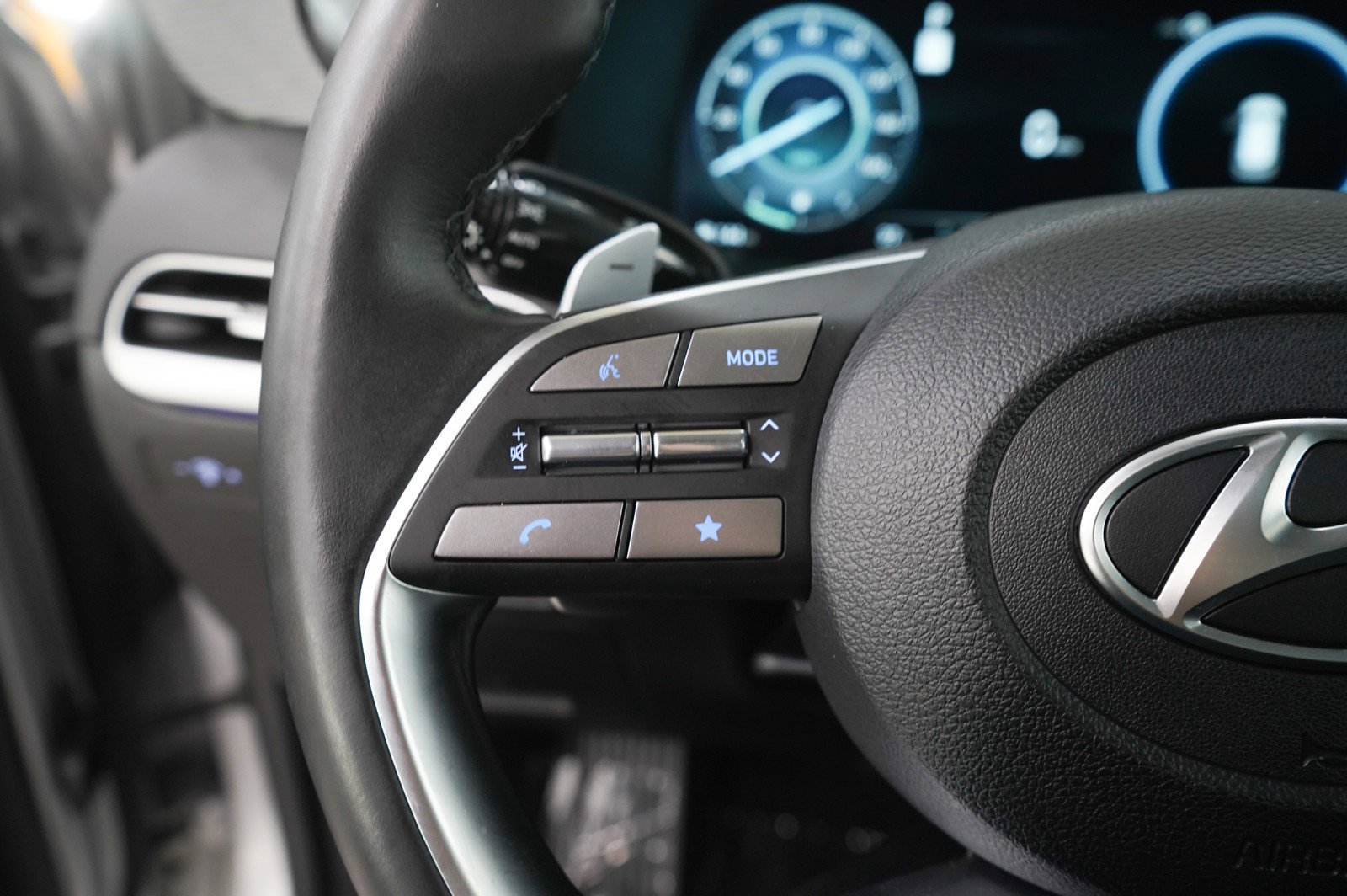 2025 Hyundai Palisade Limited - Photo 20