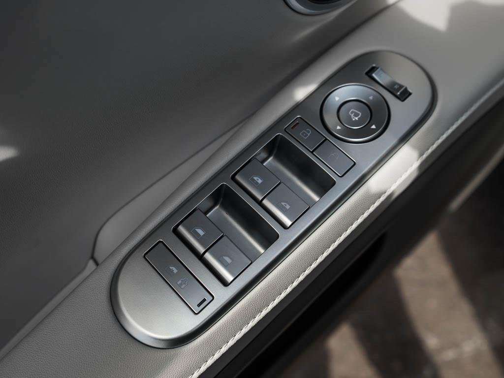 New 2026 Ecotronic Gray Pearl Hyundai SEL Premium 8P AWD image 45