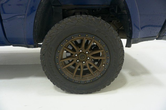 Used 2021 Hydro Blue Pearlcoat Ram Laramie image 12