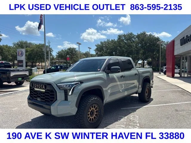 Used 2024  Toyota SR5 image 8