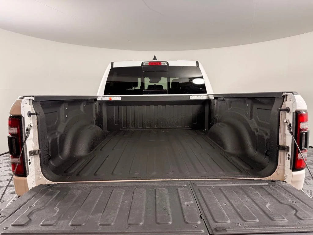 Used 2022 White Ram Laramie image 11