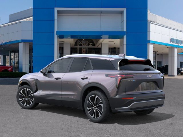 New 2026 Galaxy Gray Metallic Chevrolet LT image 4